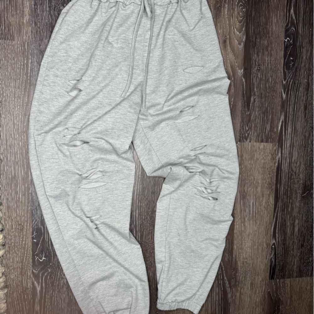 Women’s Distressed Jogger Sweats